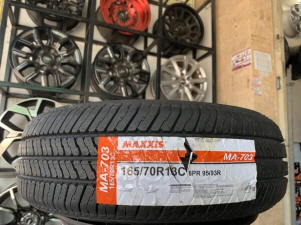 Lốp Maxxis 165/70R13C 8PR MA703 Góc Chụp 4