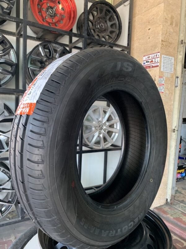 Lốp Maxxis 175/70R13 82H MAP5 Góc Chụp 3
