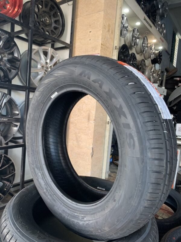 Lốp Maxxis 185/65R15 88H MAP5 Góc Chụp 2
