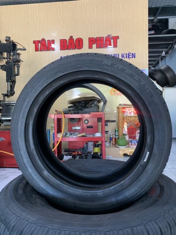 Lốp Maxxis 205/50R17 93V HP-M3 Chính Hãng