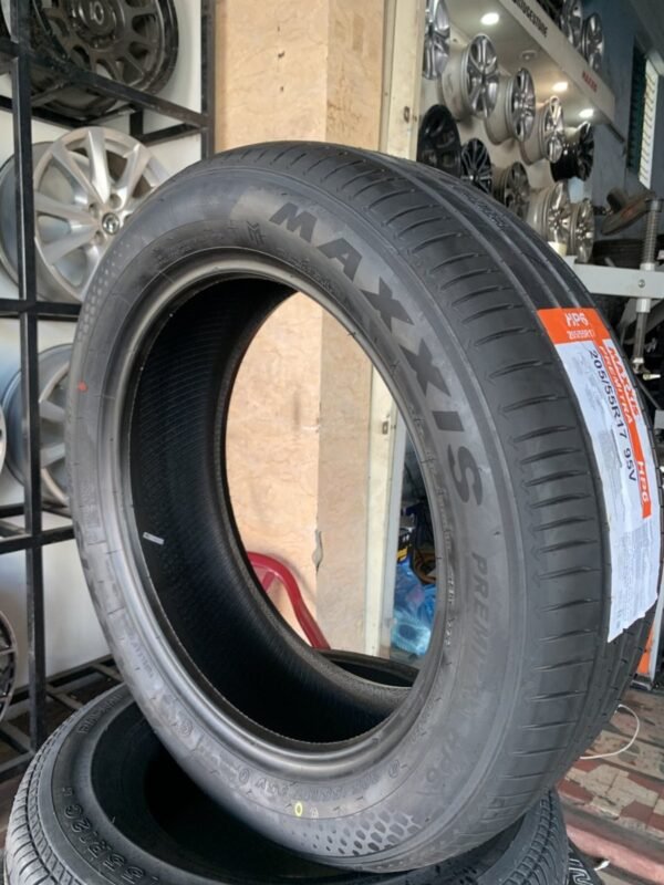 Lốp Maxxis 205/55R17 91H HP6 Chính Hãng