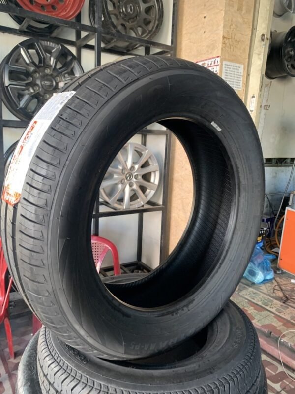 Lốp Maxxis 215/60R17 MAP5 Chính Hãng