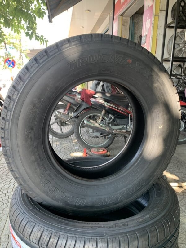 Lốp Maxxis 215/75R16C UE168 Chính Hãng