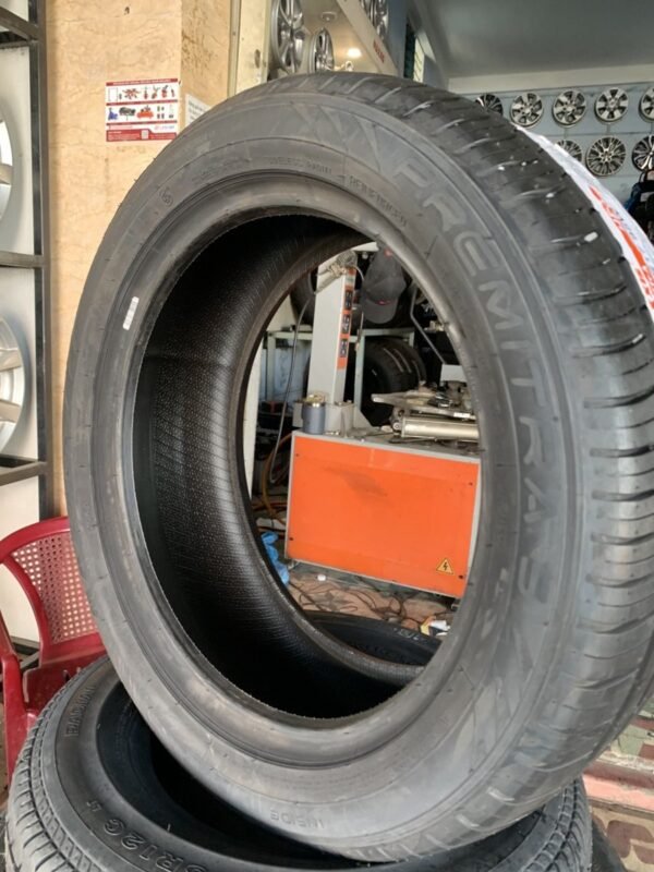 Lốp Maxxis 225/50R17 94V HP5 Chính Hãng