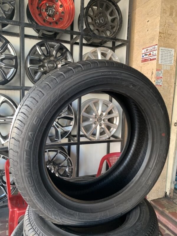 Lốp Maxxis 225/50R17 94V HP5 Chính Hãng
