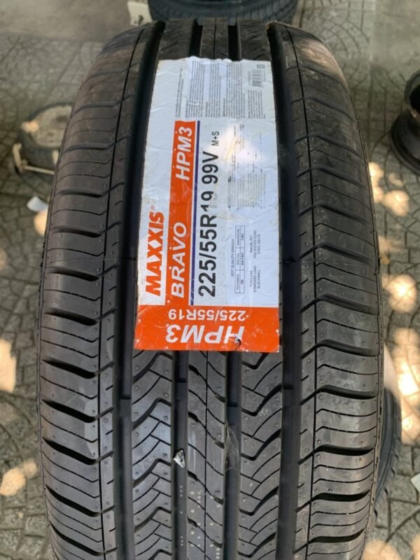 Lốp Maxxis 225/55R19 99V HP-M3 Chính Hãng