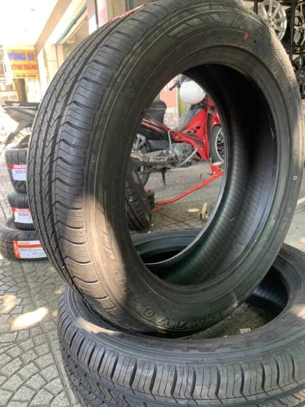 Lốp Maxxis 225/55R19 99V HP-M3 Chính Hãng