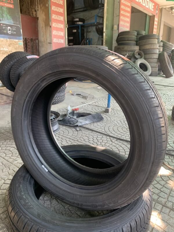 Lốp Maxxis 225/55R19 99V HP-M3 Chính Hãng