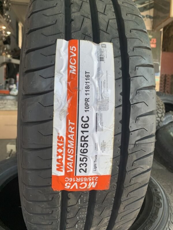 Lốp Maxxis 235/65R16C MCV5 Chính Hãng