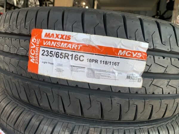 Lốp Maxxis 235/65R16C MCV5 Chính Hãng