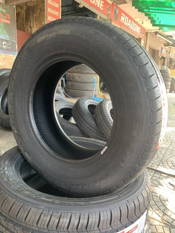 Lốp Maxxis 235/65R16C MCV5 Chính Hãng