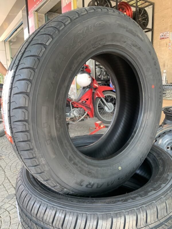 Lốp Maxxis 235/65R16C MCV5 Chính Hãng